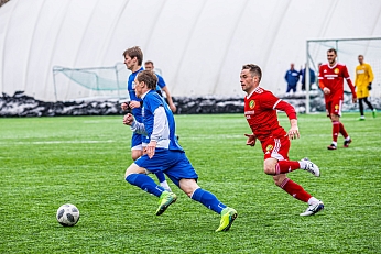 "Локомотив" и "Металлург-Оскол" побеждают, очная встреча - 6 октября