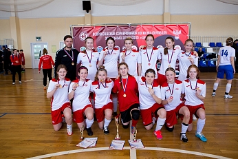 Брянский "Спартак" - победительницы Первенства СФФ "Центр" среди девушек до 16 лет по мини-футболу