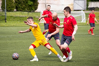 «Химик» начал с победы