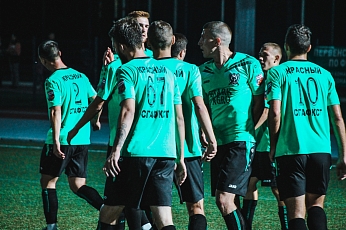 "Красный-СГАФКСТ" завершил сезон!