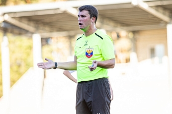 Судьи и инспекторы десятого тура