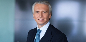 Александру Дюкову 52!