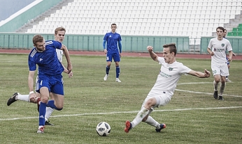 "Атом" и "Локомотив" разыграют "бронзу" в последнем туре