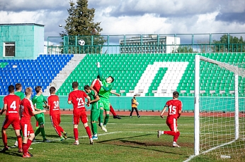 "Орел" крупно переиграл "Академию Футбола", "Атом" одолел "Авангард-М"