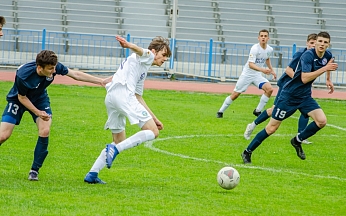 "Авангард-М" и "Майский" одерживают победы в матчах 7-го тура