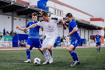 42 забитых мяча в девяти матчах – это про «Кристалл-МЭЗТ»