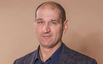 Эдуарду Малому 52!