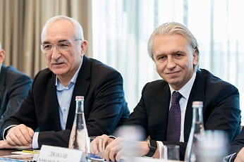 СФФ «Центр» провел встречу с Александром Дюковым